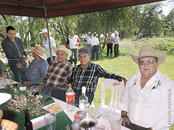 Ernesto Rojo, Jose Luis y amigos
