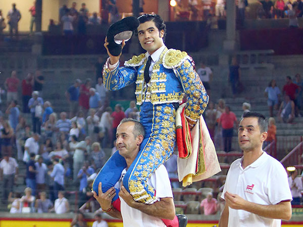 Triunfo de Diego en Pamplona