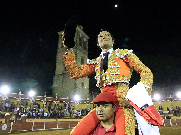 Angelino de Arriaga triunfa en Tlaxcala