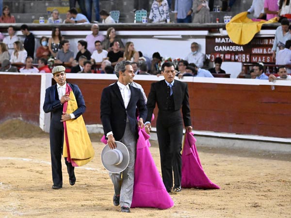 Luis Bolívar triunfa en el festival de Cali