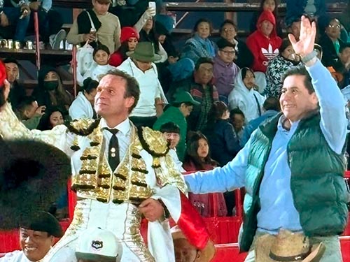 Ferrera contin&uacute;a con su racha de indultos