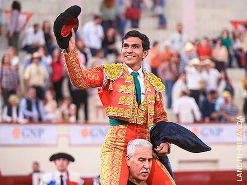 Daniel Prieto corta dos orejas en la "San Marcos"