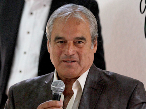 Muere el matador y apoderado Adolfo Guzm&aacute;n