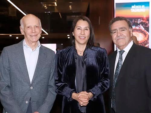 Presentan "M&eacute;xico es taurino" en Monterrey