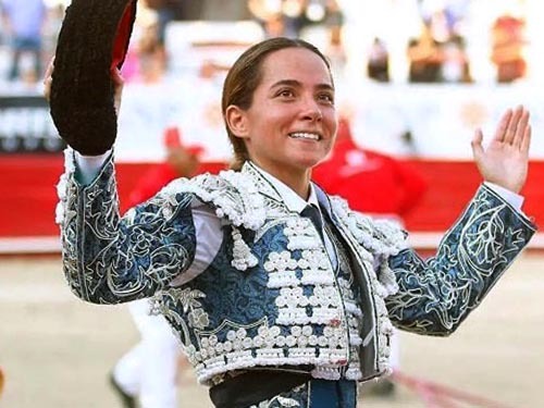 Paola da una vuelta en Riobamba