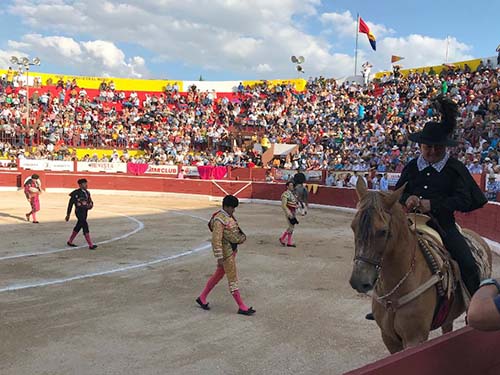 Planifican la temporada taurina de M&eacute;rida