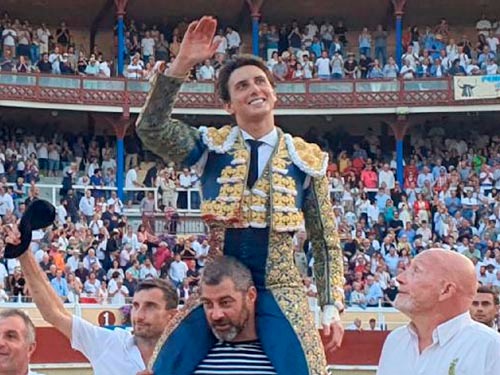 Roca Rey encabeza la Goyesca de Bayona