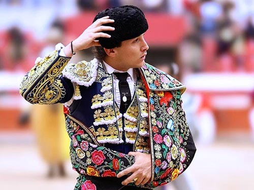 Anuncian a Arturo Gilio en Cebreros