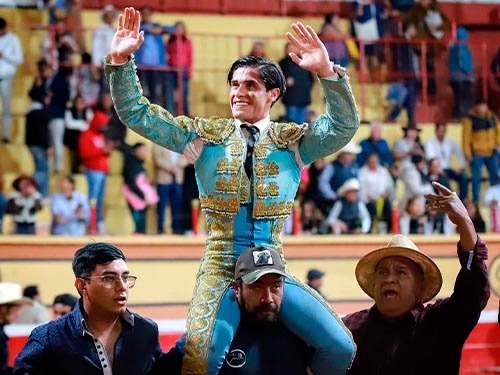 Sebasti&aacute;n Ibelles triunfa en Huamantla