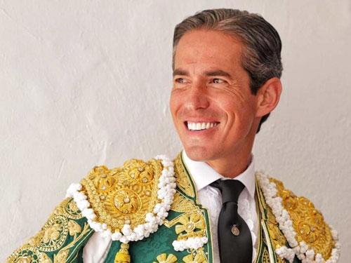 Diego Silveti da una vuelta en Tafalla