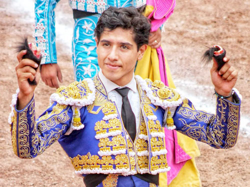 Luis David repite triunfo en Matara