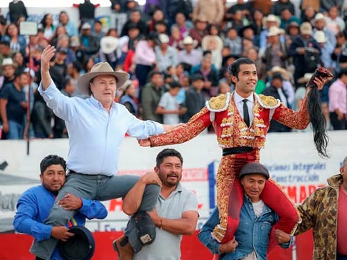 Apote&oacute;sico triunfo de Diego San Rom&aacute;n