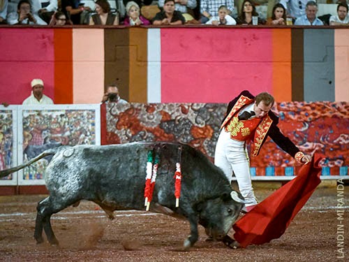 Rom&aacute;n, la garra; El Payo, la seda... sin espada