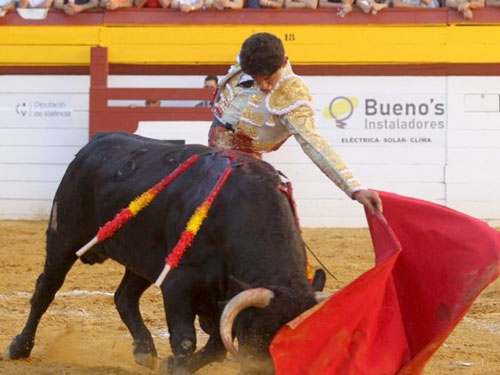 Buen toreo sin premio para Osornio
