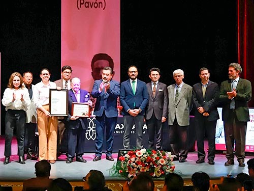 Tlaxcala reconoce la labor de Pav&oacute;n