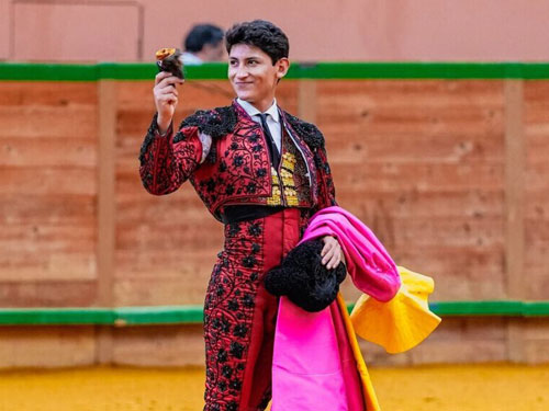 Osornio recibe el cari&ntilde;o de Arnedo