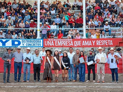 Cuevas celebra 100 a&ntilde;os de historia ganadera