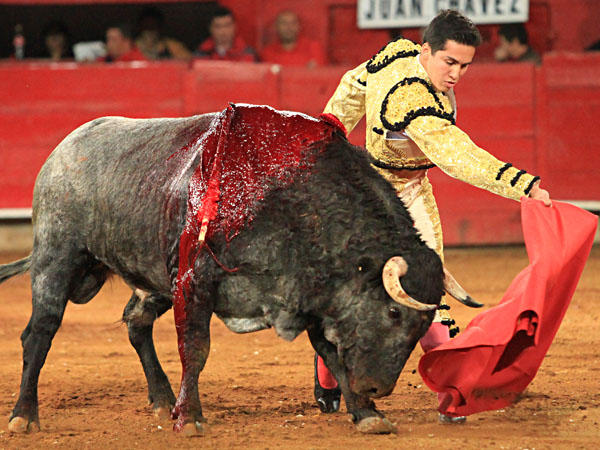 A la Manolo Dos Santos