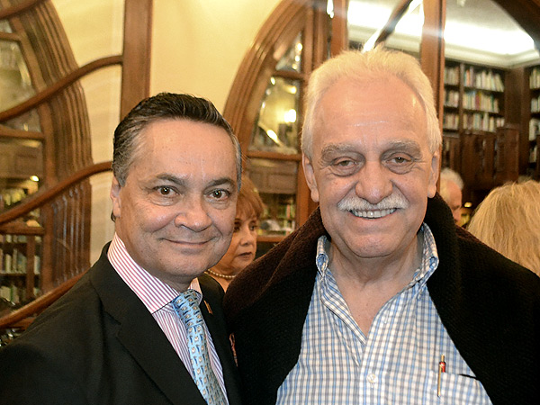 Jorge Espinosa y Henry Stone