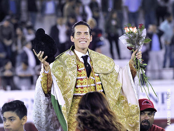Triunfo del torero de casa