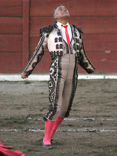 Rasg�ndose el alma