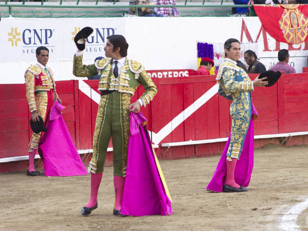 La tercia de Aniversario