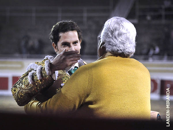 Parabienes a Manuel Sescosse