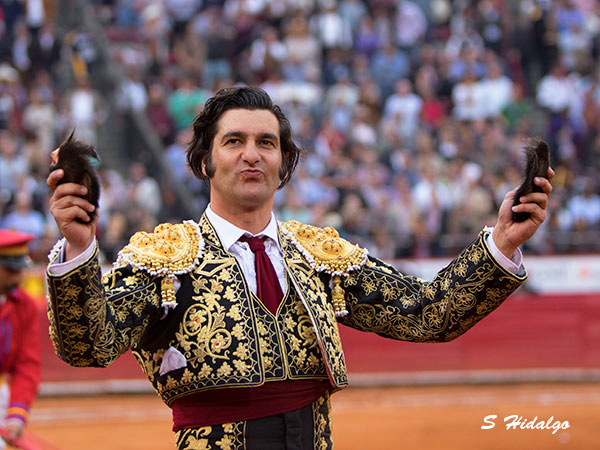 Seis orejas en tres tardes seguidas