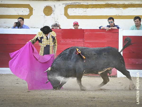 Lances a pies juntos