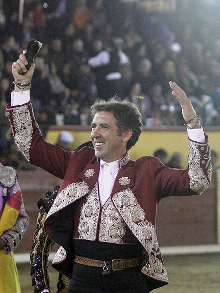 Pablo Hermoso feliz con la oreja