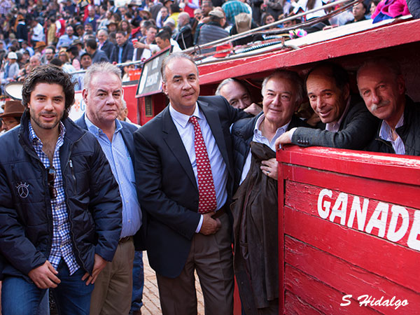 Siempre juntos y unidos