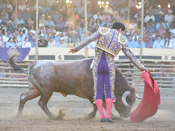 Relajado en la faena