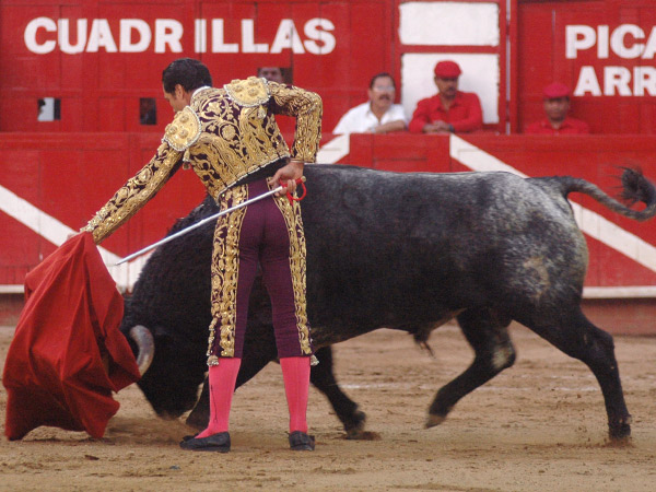 Acoplado por ambos lados