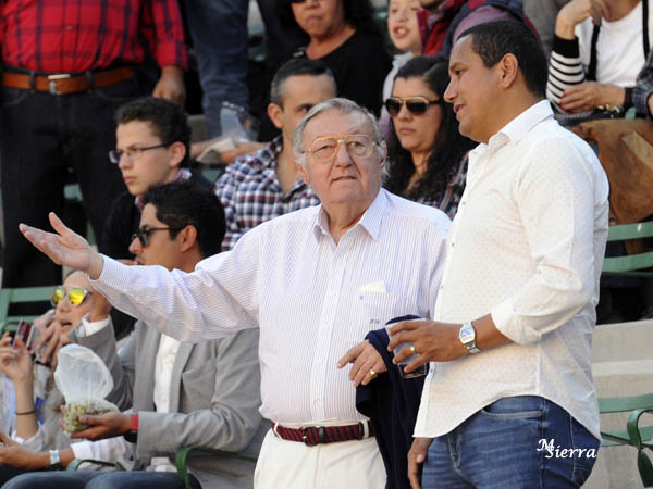 Comentando las faenas