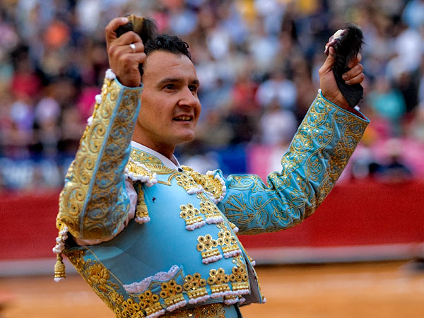 Dos orejas de su primero