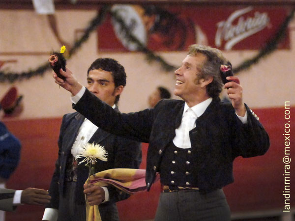 Dos orejas a la espuerta