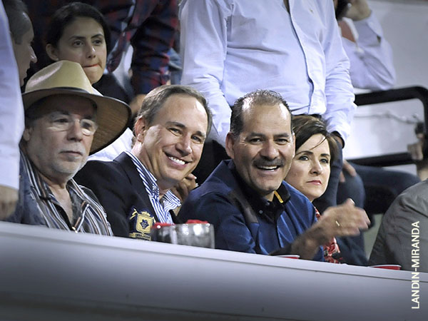 Julio D�az-Torre y Mart�n Orozco