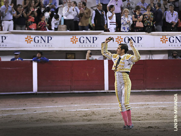 Sobre sus espaldas, responsabilidad