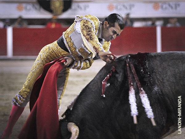 A un tiempo, con ese tranquillo