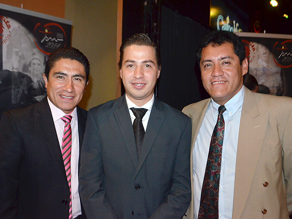 Con las figuras de plata