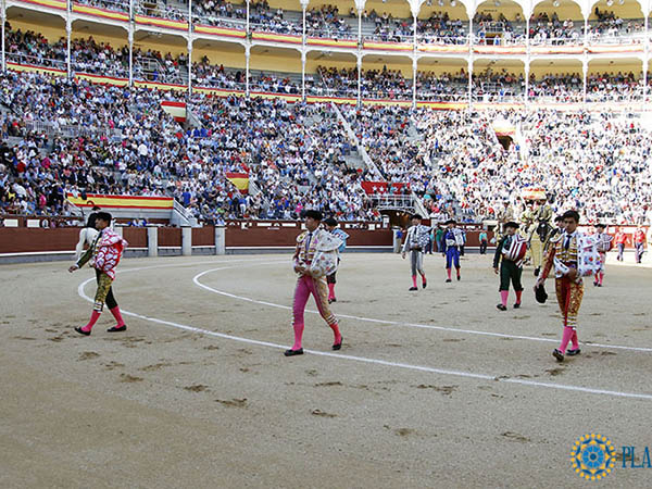 Excelente entrada al festejo