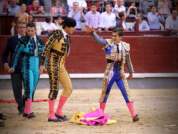 Taleguilla rota y el coraz�n puesto