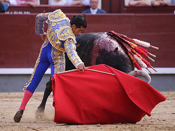 Por nota, con suavidad y mimo