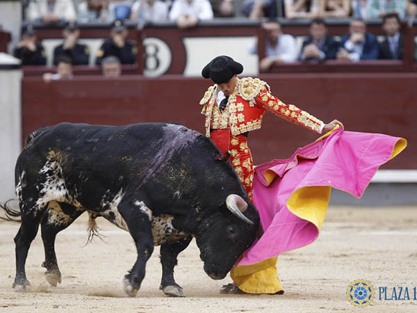 La r�plica de Carretero