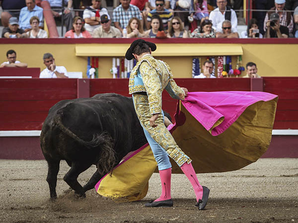 Bello remate de Gin�s