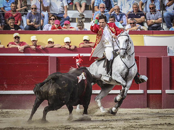 Bastinhas abre el festejo