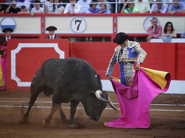 Salud� dos ovaciones en Santander