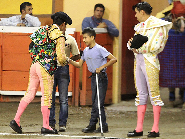 Su sue�o hacer un paseillo