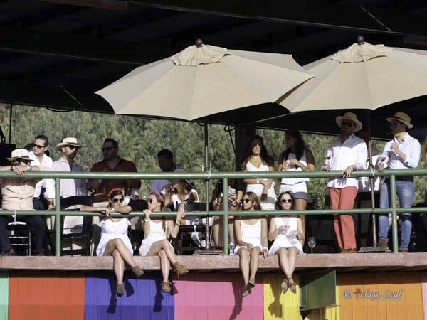 Primer�sima fila engalanada