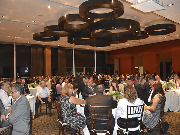 Sal�n del Club de Industriales